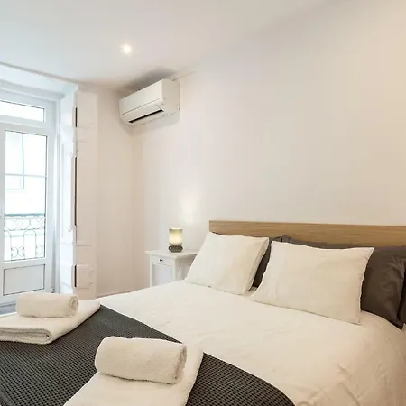 Three Bedroom In Historical Centre -bairro Alto Lägenhet Lisboa