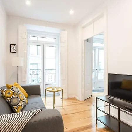 Three Bedroom In Historical Centre -bairro Alto 리스본