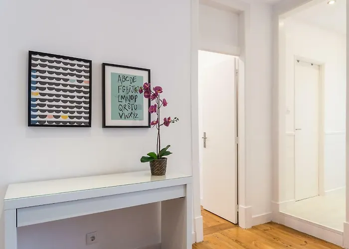 Three Bedroom In Historical Centre -bairro Alto *