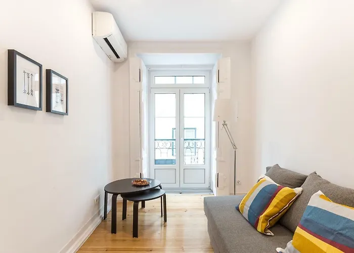 Apartman Three Bedroom In Historical Centre -bairro Alto