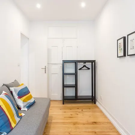Apartament Three Bedroom In Historical Centre -bairro Alto *